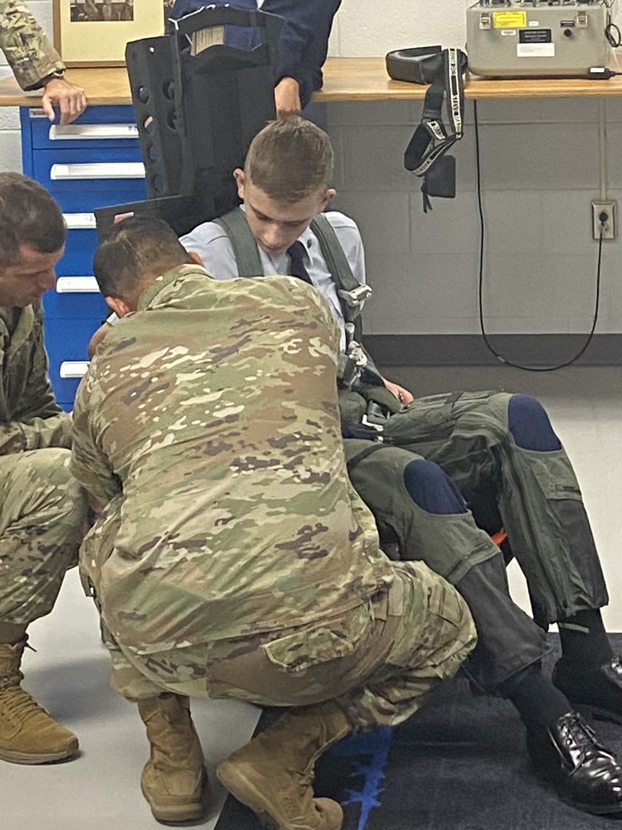 WHS_Seminoles's tweet photo. Westside's Air Force JROTC first year cadets toured Robins AFB facilities, learning about the careers and job opportunities offered at the base.
#Built4Bibb #4EReady #WestsidePride #AFJROTC #RAFB https://t.co/qMscVOAcSp