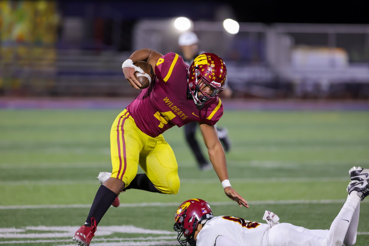 Edgar_Serrano8's tweet photo. Estancia vs Wilson - CIF SS Playoffs Round 2

For pictures, click on the link below:
https://t.co/D4SGqLEMpa

@gawhs_athletics @GawhsPrison @GAWilsonHS @lewis_char55256 @hlpusd @SGVNSports @ocvarsity @ocvarsityguy  @EstanciaSports @EaglesEsh https://t.co/cFVSuZlTxp