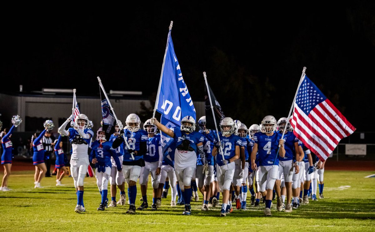 TitansReedley's tweet photo. CHAMPIONSHIP SATURDAY‼️

Pee Wees: Titans 🆚 Kingsburg 
Juniors: Titans 🆚 Kingsburg
Seniors: Titans 🆚 Kerman

⏰ 3:00, 5:00, 7:00
🏟️ Central Valley Christian High School 
✝️🇺🇸⚔️
#CountyLineTitans 🧱x🧱 https://t.co/xbbijgfo7E