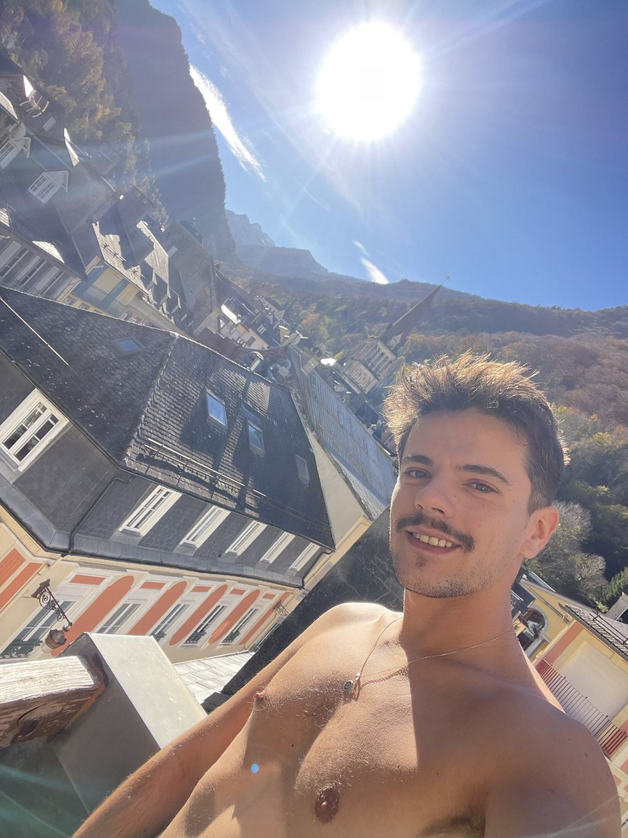 lchtnr_'s tweet photo. Il faisait bon pour un mois de novembre en montagne https://t.co/yFsYzWtBGp