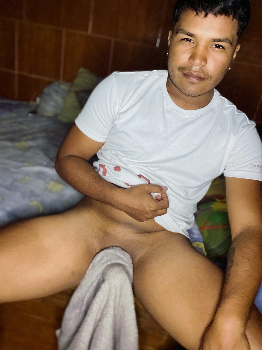 yeffmanu's tweet photo. Feliz sábado 😈 pondré promoción en mi canal de Telegram a los primeros 3 suscriptores 🤑 escríbeme al DM 📲 recuerda dar RT 🔥

#SabadoDeMorboYProvocación #colombia #Chile #mexico #Peru #España #Venezuela #morbo https://t.co/Of45gnpxbK