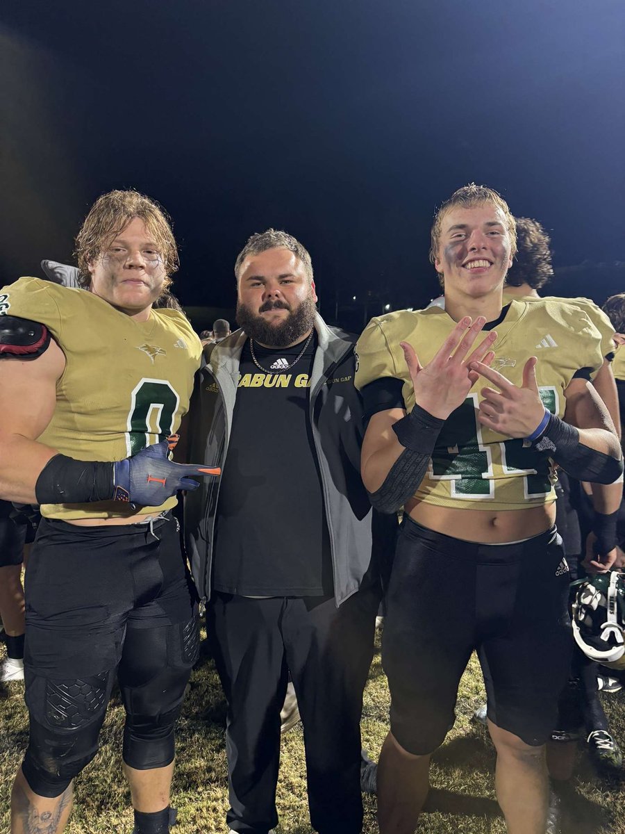 STATE CHAMPS💍 <a href="/CoachJones_RGS/">Coach Jones 💪🏼</a> <a href="/AntoineDeslau05/">Antoine Deslauriers</a>