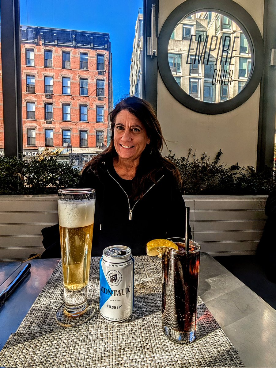 Having a nice Montauk Pilsner at the Empire Diner. #PublinInNYC #PublinGirlNYC