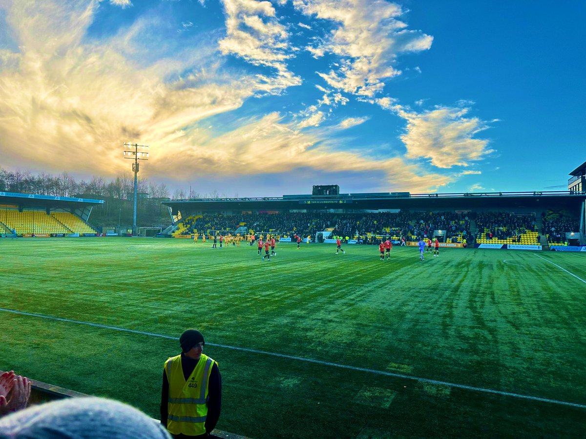 Falkirk Daft tweet media