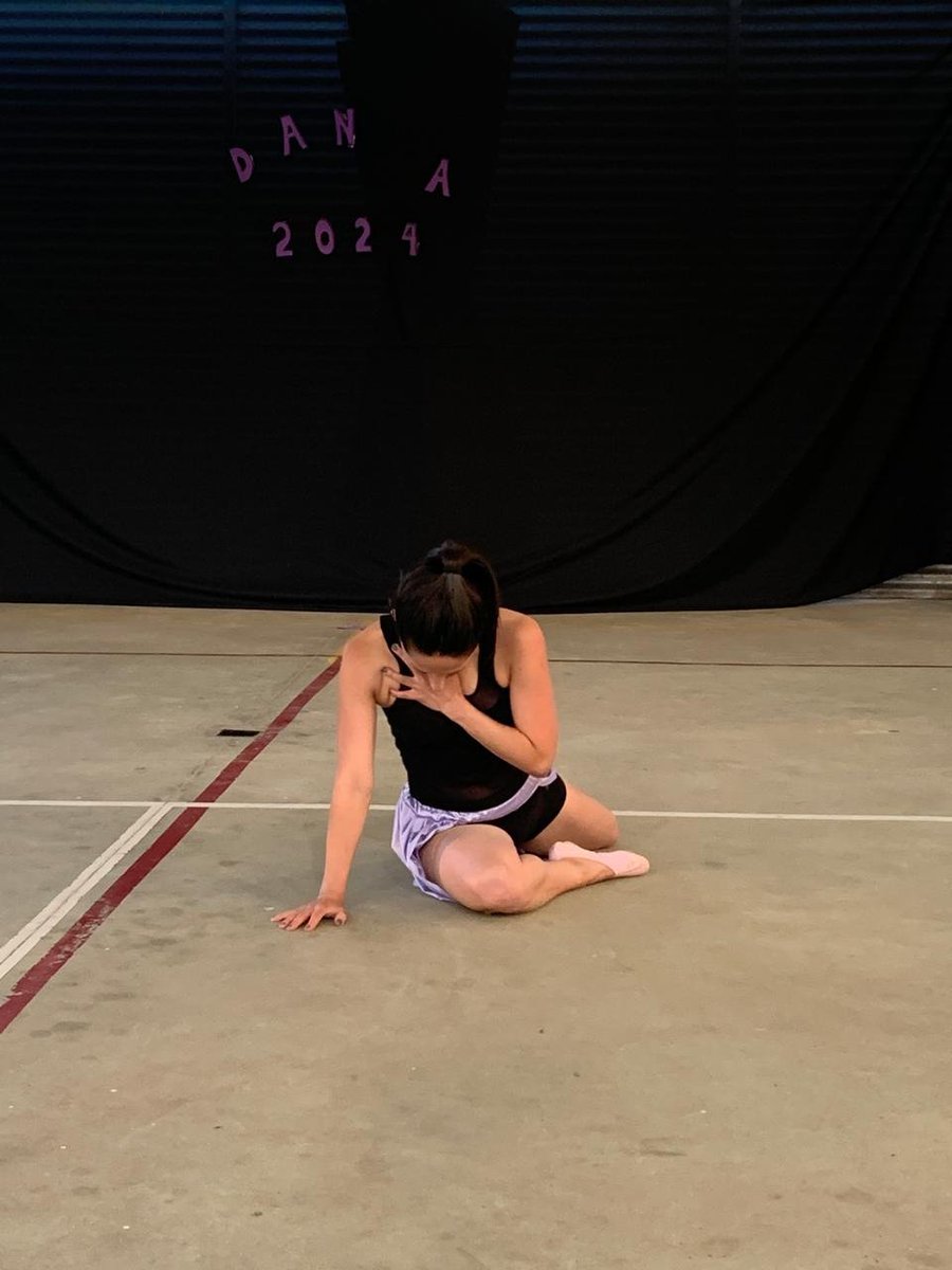 LeaEstefania89's tweet photo. #Danza 🤍
@UNPAZ_Oficial https://t.co/3GQ1WtG3pJ