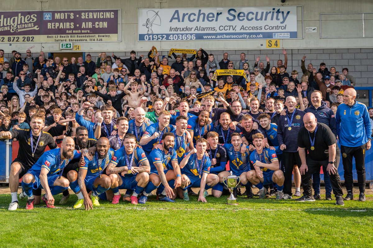 CallumHawkins99's tweet photo. Great win, great team performance and an even better way to celebrate 100 games! ๐ฅ
Loved every minute of it ๐๐ค https://t.co/iJVOH3DOFn