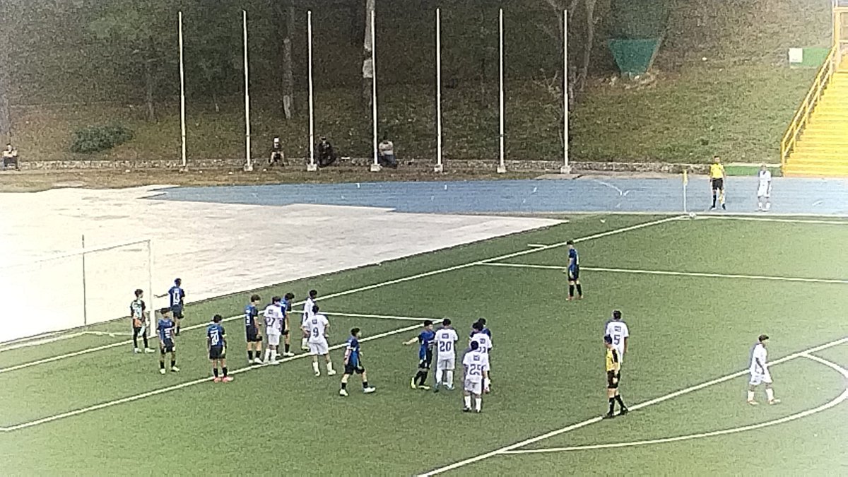 Comunicaciones vs Mixco por la jornada 11 del campeonato sub-13

Ganamos 1-0