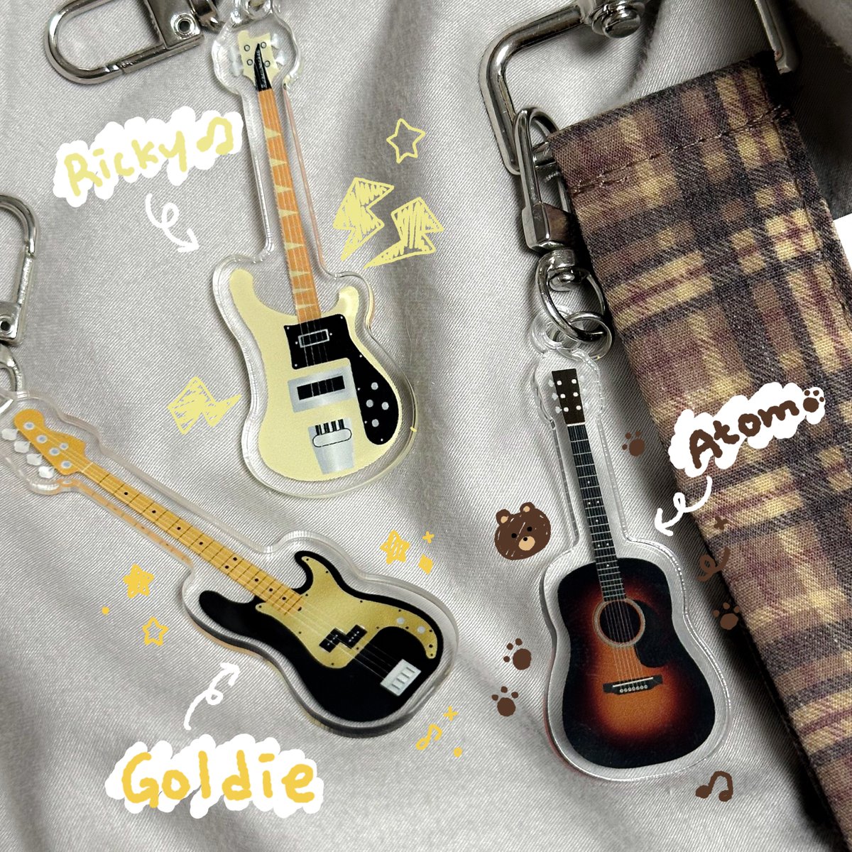 0cean_day's tweet photo. 🎸𝗗𝗔𝗬𝟲 𝗚𝗨𝗜𝗧𝗔𝗥 / 𝗕𝗔𝗦𝗦 𝗞𝗘𝗬𝗥𝗜𝗡𝗚🎸

아톰 · 리키 · 골디 키링 판매폼➿
🗓️ 11/17 18:00 ~ 11/23 11:59
🔗 https://t.co/4ob0PlCgZr

#RT 추첨 1분께 키링 보내드립니다 ^ ̳ᴗ ̫ ᴗ ̳^ꕀෆ 
( 입금 폼 마감 후 추첨 )

#데이식스 #성진 #영케이 https://t.co/yUC24lv3qb
