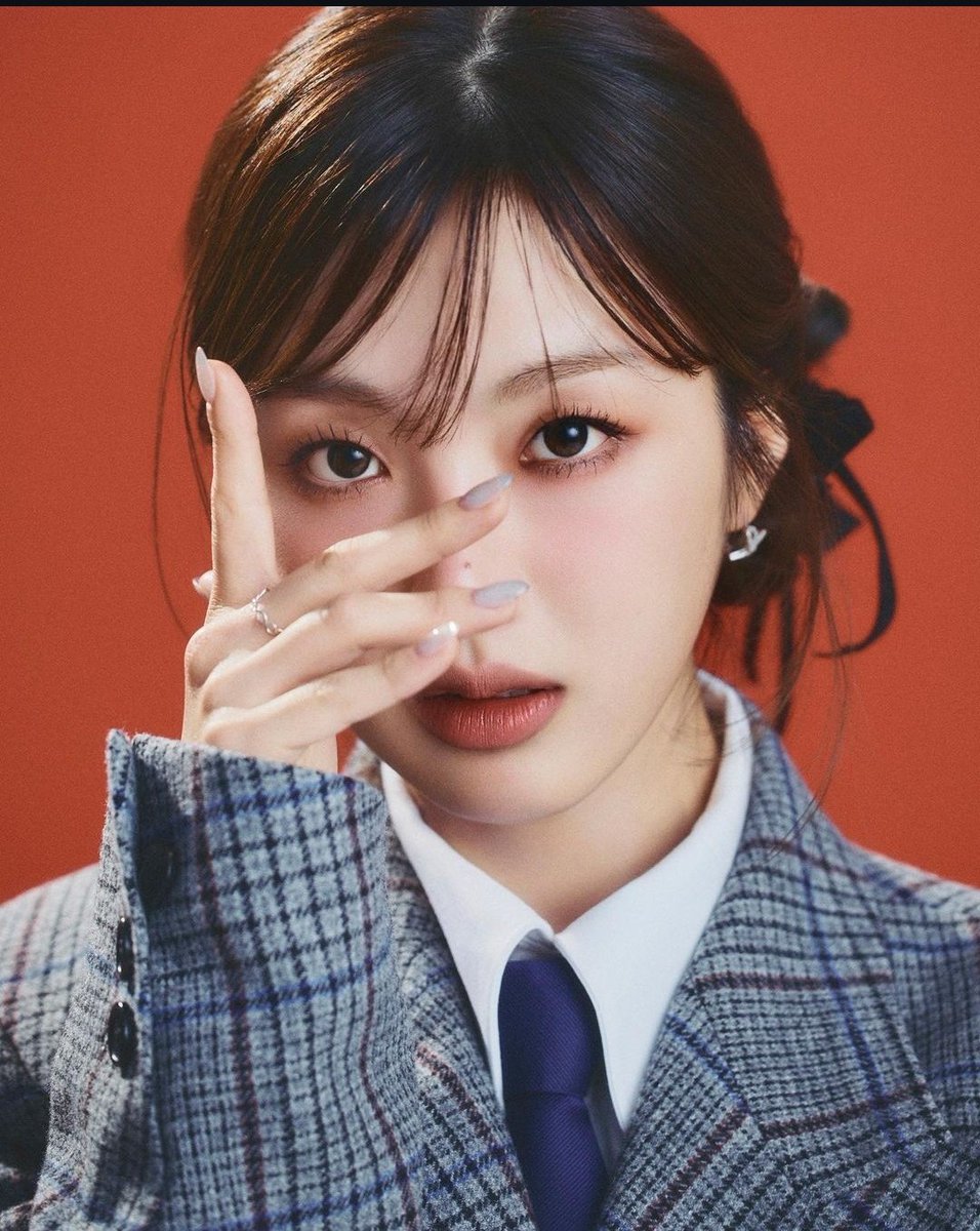 ADORA_base's tweet photo. [🎶] #Adora releases OST song 'Clumsy' for drama 'A Virtuous Business' !

"ADORA captivates listeners of all ages with her deep and lyrical voice that stimulates the emotional line"

Out now: https://t.co/rFTn6ZXVqq https://t.co/5X25SD2DI2