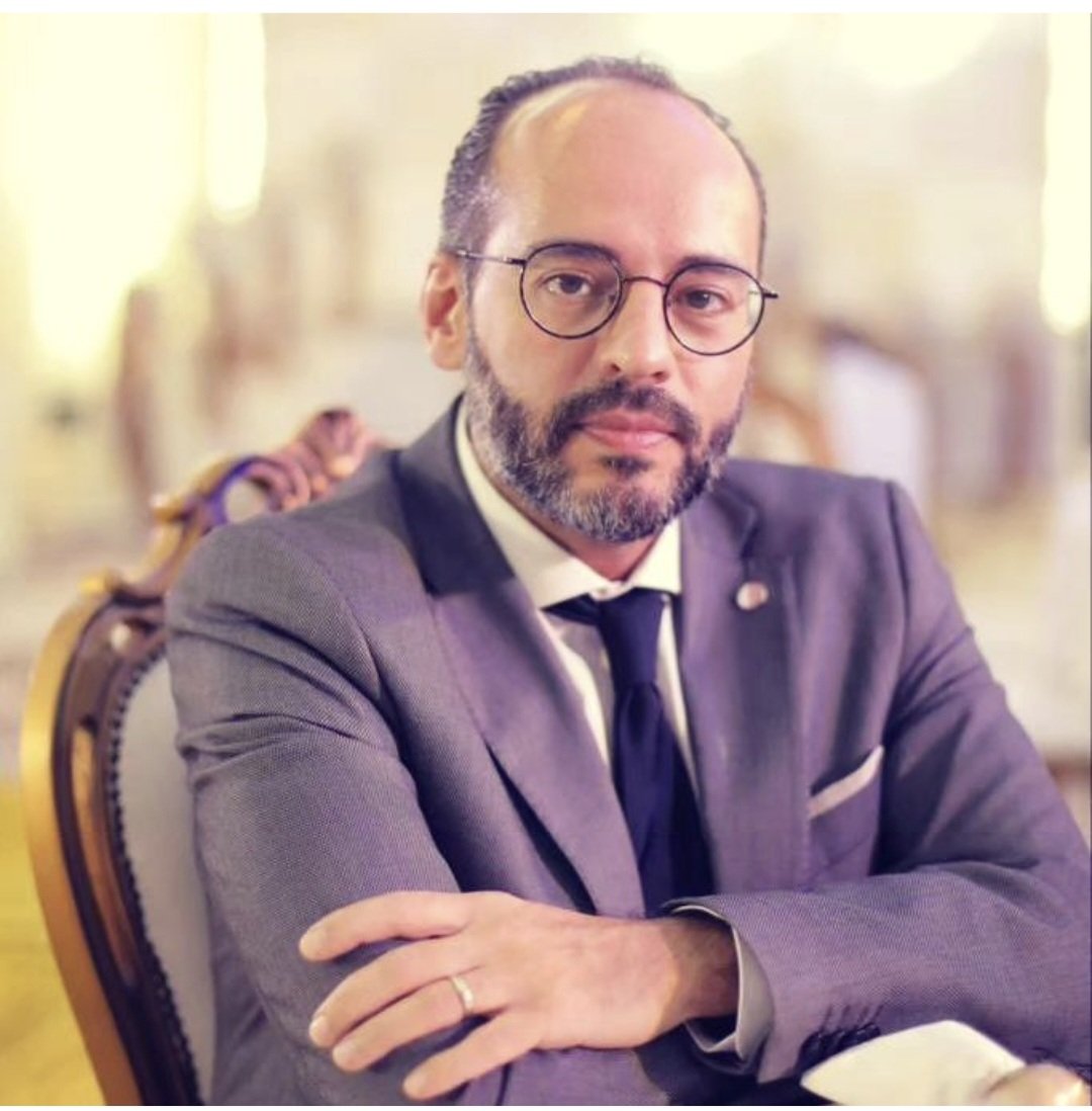 سوف أكون ضيف قناة mtv غدا الأحد من الساعة 6 إلى 7.30 مساء لمن يرغب بالمتابعة. اشكر افكاركم و اقتراحاتكم قبل الحلقة و بعدها.  سيرج داغر.