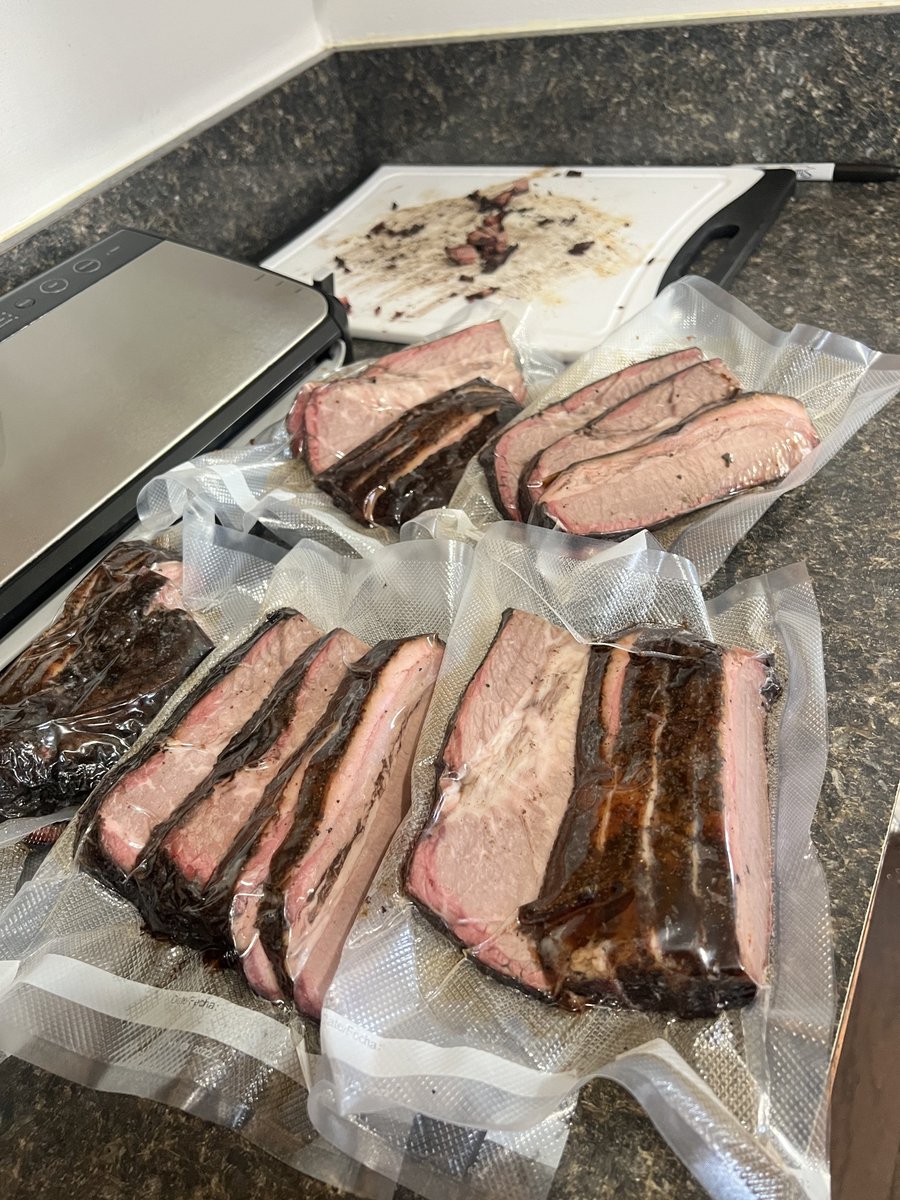 JetSetBBQ tweet media