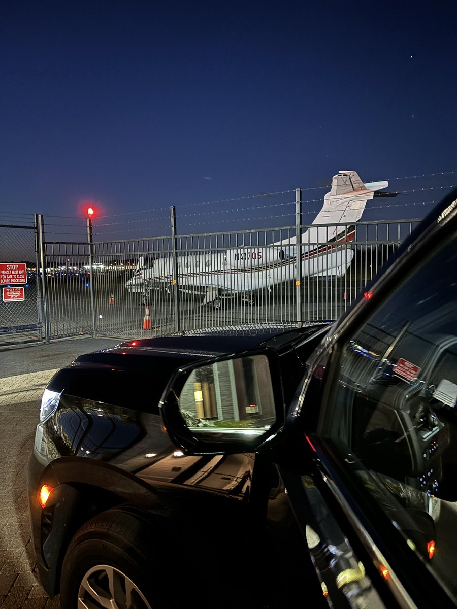 EliteSuvService's tweet photo. Early morning drop off #Transportation #carservice #nyc #westchester #service #SUV #luxury #SmallBusiness https://t.co/c5NK9NcGTz