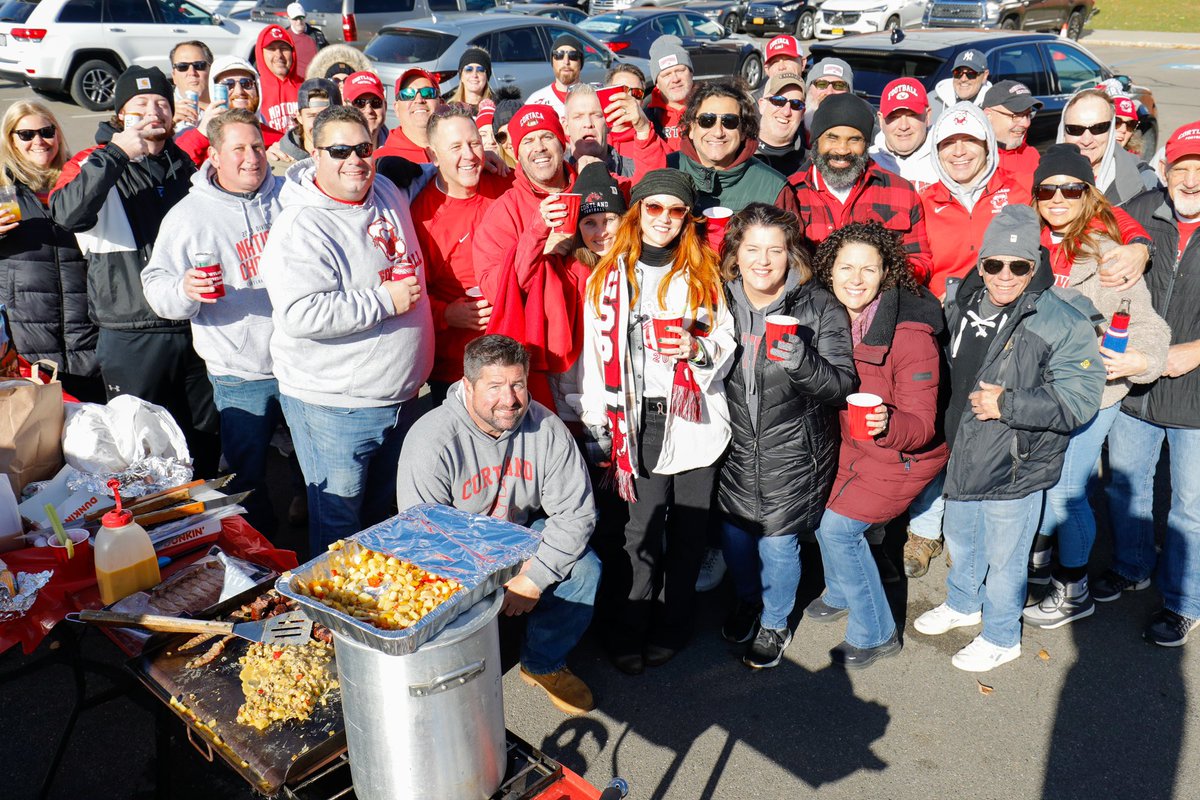 Where else would you rather be? 🏈

📸 Some favorite fan shots from Cortaca Jug pregame.

#Cortaca #DragonRising #CortlandPride