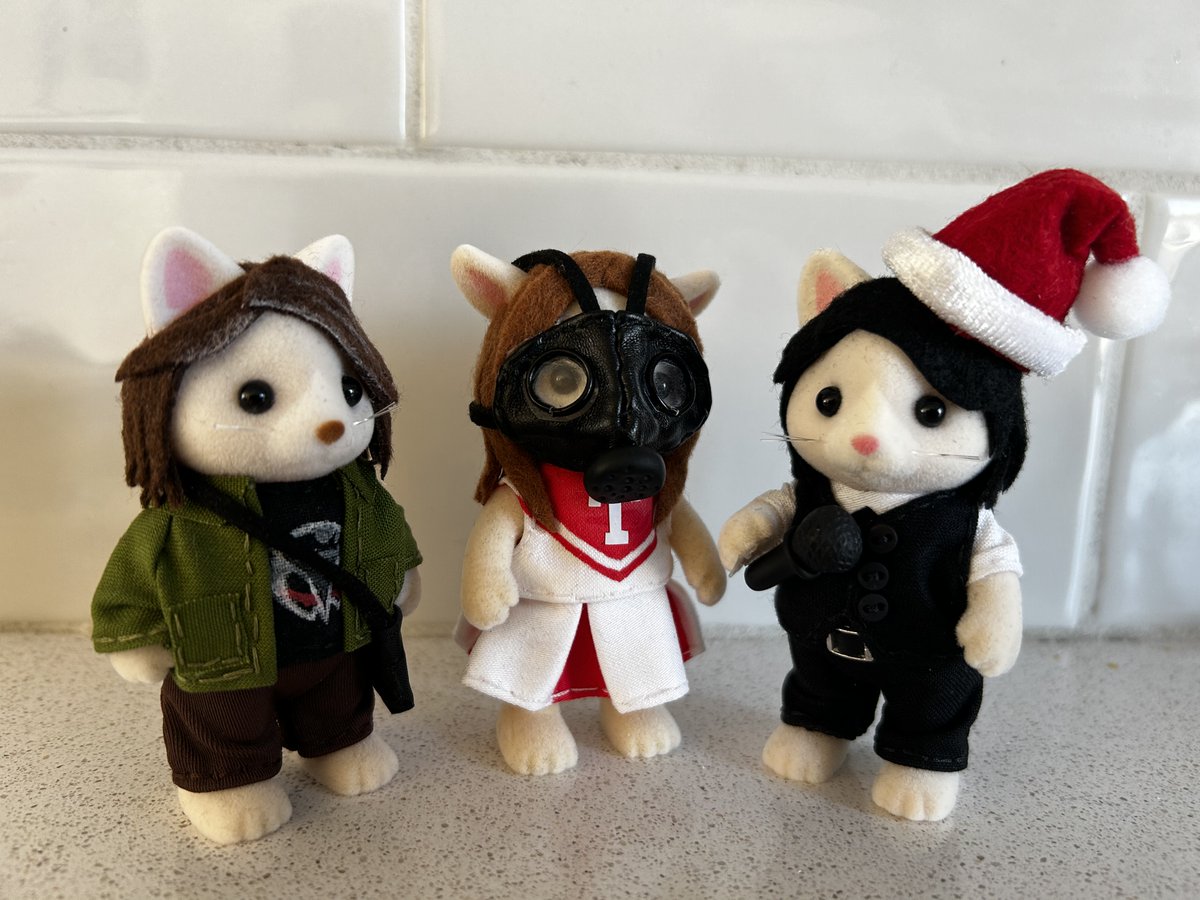galacticdestroy's tweet photo. @emocritters  Thank you SO much again Kita!  I simply adore them! 😍🥰💕SO relieved to have received them before Canada Post strike! 😅 https://t.co/jEPiGtmngF