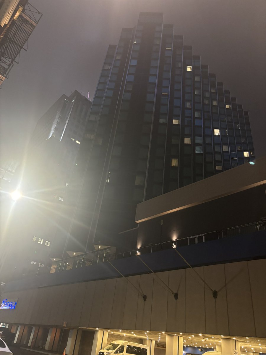 AndrewMWaters's tweet image. I had a fantastic time at the 4th Annual Pancreatic Cancer Center Symposium @HCCvPDAC @HenryFordHealth on my first trip to Detroit! Good science, good collaborations, good friends!
