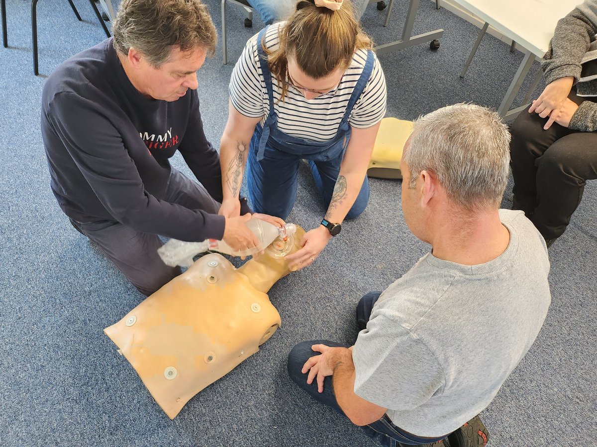Great to be involved in some update training with Patient Transport Service today - Vehicle and equipment familiarisation, as well as basic life support. All essential skills for this critical service. Many thanks to all involved <a href="/JsyAmbulance/">Jersey Ambulance</a> #teamwork #clinicaltraining