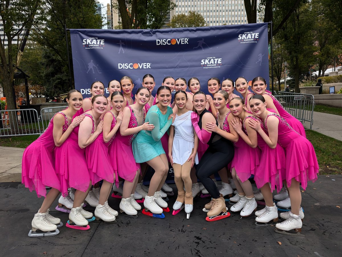 Figure Skating On Your Block (@fsoyb) on Twitter photo Excellent first show of the season, featuring <a href="/StarlightsSynch/">Starlights Skating</a> #NadiaCostillo #LailaTorres and #AnnaDorman <a href="/Millennium_Park/">Millennium Park</a>! Thank you <a href="/ChicagoDCASE/">Chicago DCASE</a> <a href="/Discover/">Discover</a> 🎇 Excellent first show of the season, featuring <a href="/StarlightsSynch/">Starlights Skating</a> #NadiaCostillo #LailaTorres and #AnnaDorman <a href="/Millennium_Park/">Millennium Park</a>! Thank you <a href="/ChicagoDCASE/">Chicago DCASE</a> <a href="/Discover/">Discover</a> 🎇