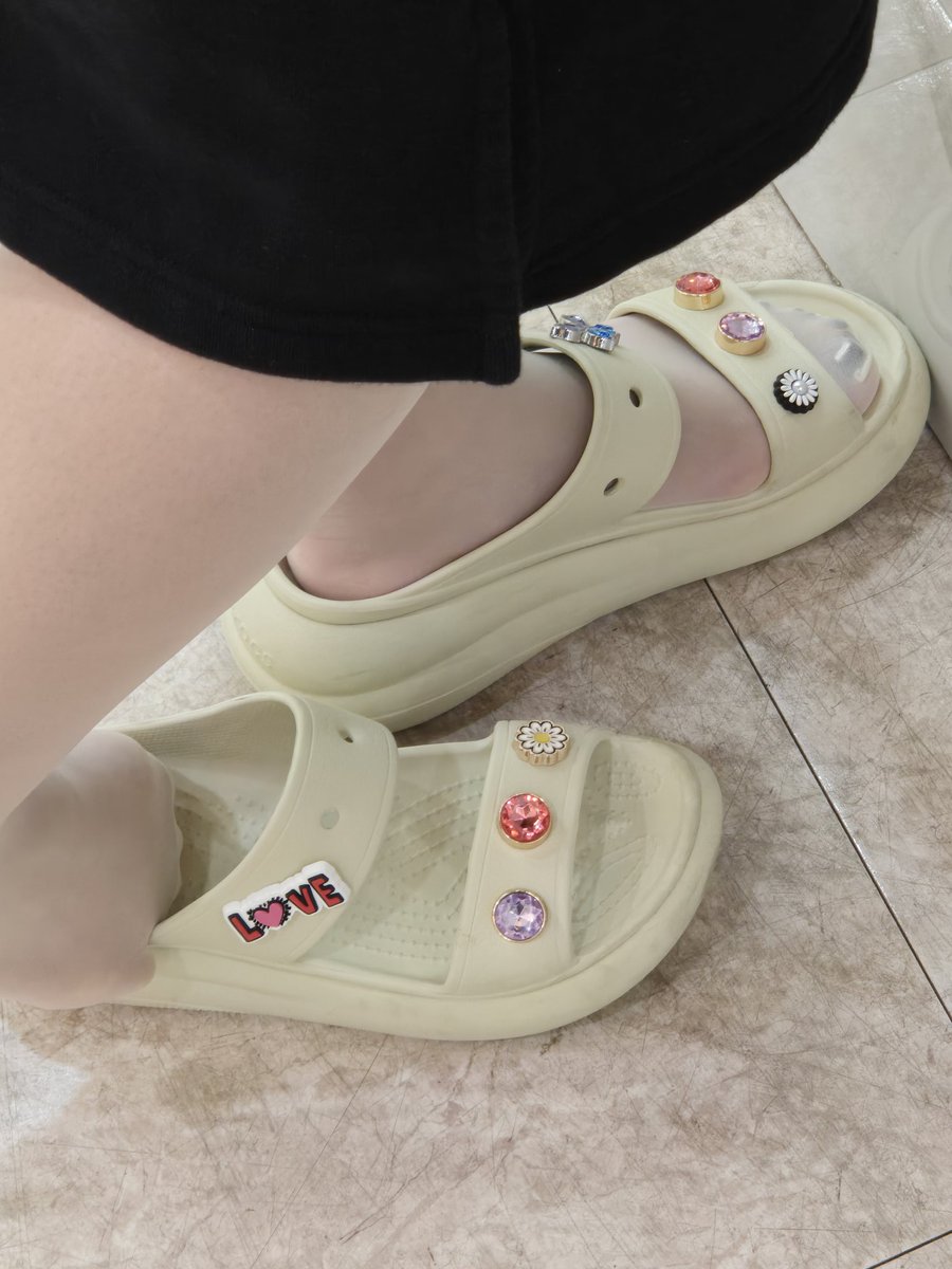 와이프 스타킹 향기~~~~~ tweet media