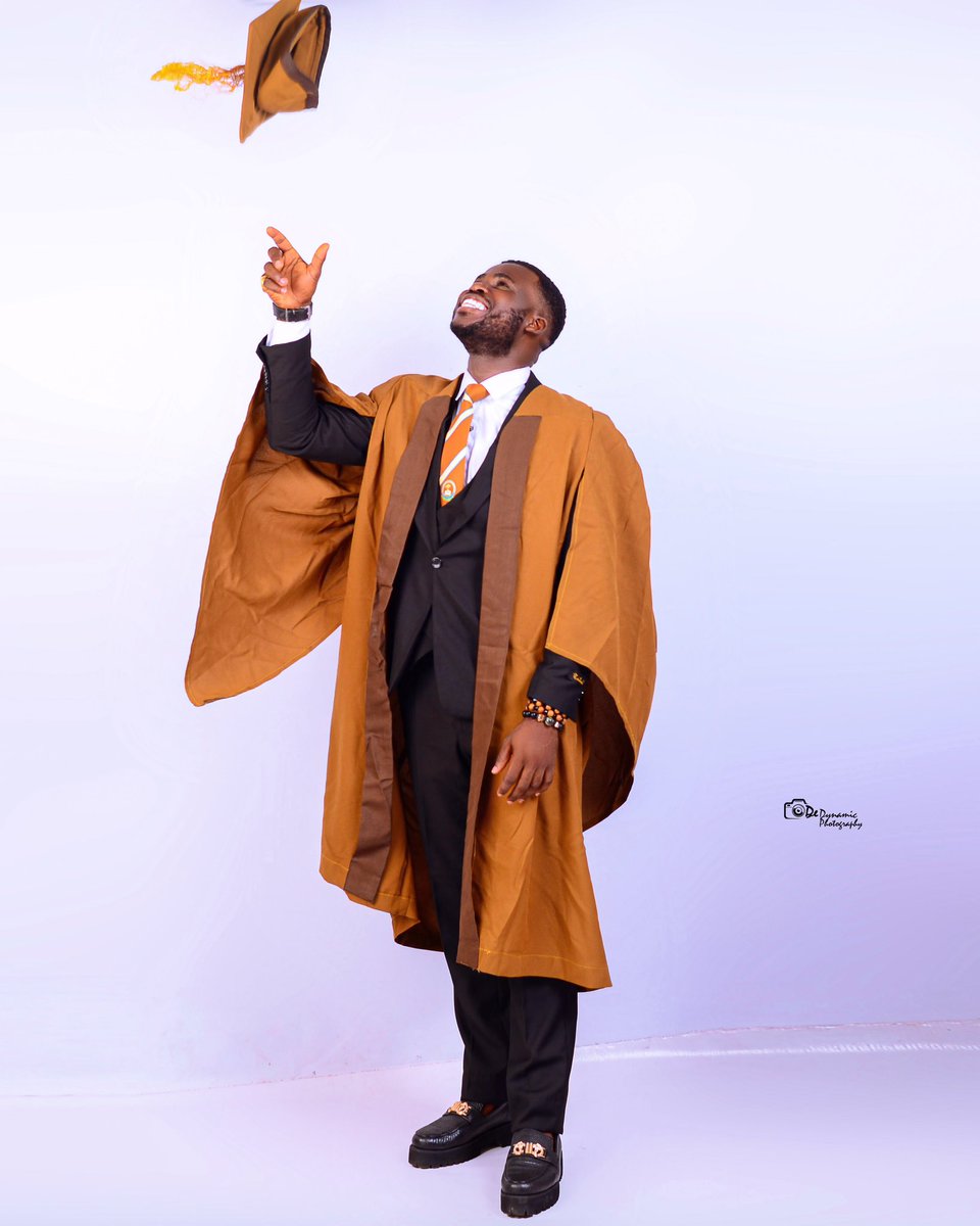 CommanderKmoral's tweet image. A 𝗣𝗿𝗼𝘂𝗱 𝗚𝗿𝗮𝗱𝘂𝗮𝘁𝗲! 🎓

I am super excited to share that I graduated as one of the best in the Department of 𝗦𝘂𝗿𝘃𝗲𝘆𝗶𝗻𝗴 𝗮𝗻𝗱 𝗚𝗲𝗼𝗶𝗻𝗳𝗼𝗿𝗺𝗮𝘁𝗶𝗰𝘀 at Bells University Of Technology.

#proudgraduate #bellsuniversity #AcademicExcellence #surveying