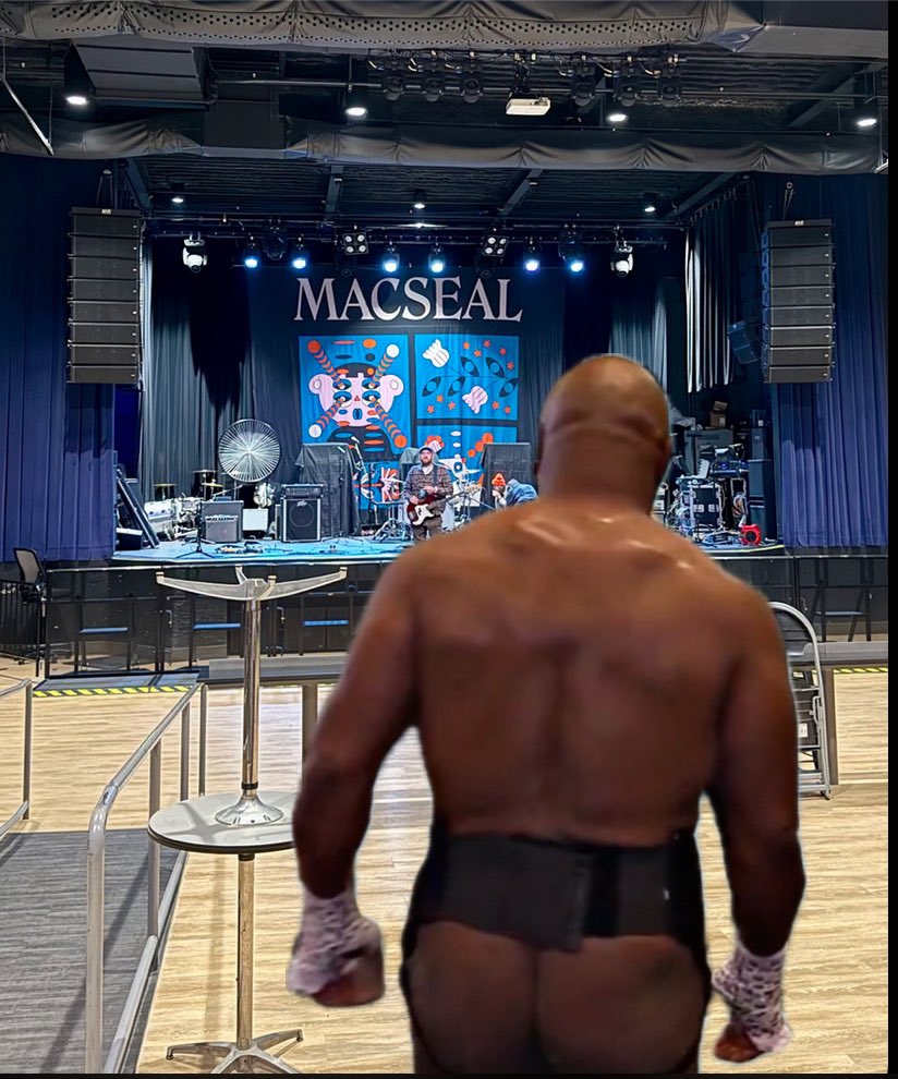 macsealband's tweet image. Ugh hate when there’s a tall guy blocking ur view at the gig rt if you agree