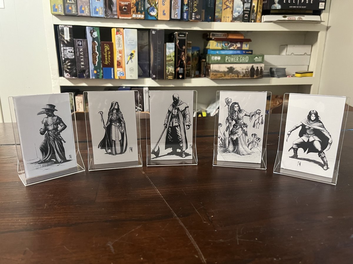 D&amp;D/Pathfinder peeps - whatcha think?

Like these a lot more than standard table tents. Gonna be using these a fair bit. Where I got them:

amazon.com/gp/product/B00…