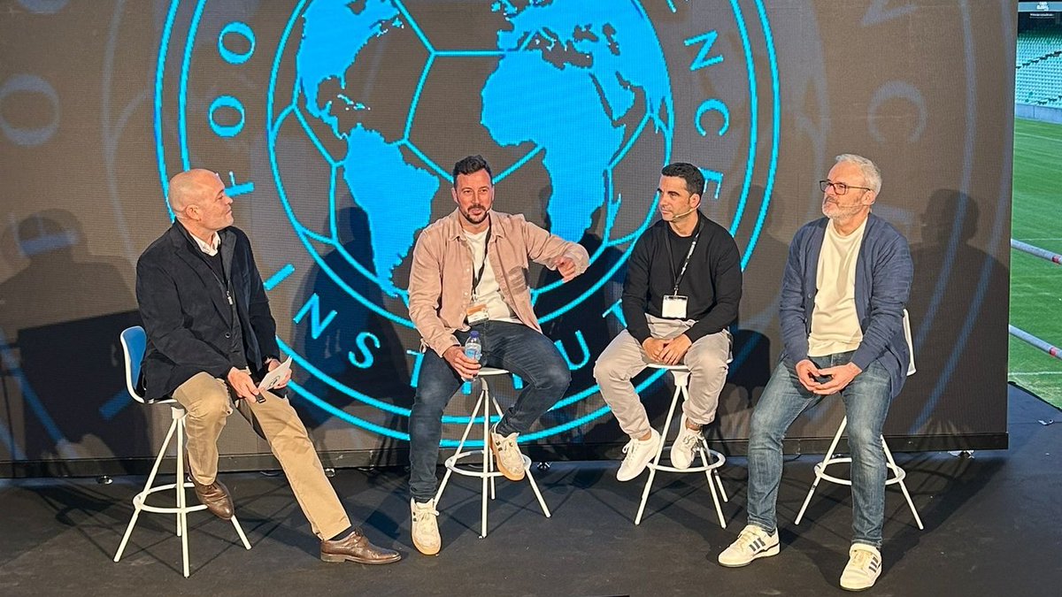 🆕 Conversaciones #TOP !! 
😁 Muchas gracias a <a href="/Vicmalop13/">Victor Mañas</a> <a href="/RamonVazLop/">Ramon Vazquez Lopez</a> y Álvaro Reina por compartir sus vivencias y experiencias sobre #futbol en <a href="/fsitraining_/">FSI Training</a> desde perfiles tan enriquecedores como los suyos.

#LoMejorEstaSiemprePorVenir