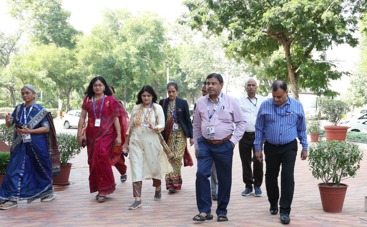 Mona Khandhar IAS (@monakhandhar) on Twitter photo Inaugurated ‘BHAVIKA’ to nurture 100 students in class 9-22 as space scientists jointly curated by <a href="/InfoGujcost/">Gujarat Council on Science & Technology 🇮🇳</a> and Space Application Center <a href="/isro/">ISRO</a>
Week long program includes visits to SAC, PRL, Science city & other labs. Hand & Minds on to rocketry to be launched in the end Inaugurated ‘BHAVIKA’ to nurture 100 students in class 9-22 as space scientists jointly curated by <a href="/InfoGujcost/">Gujarat Council on Science & Technology 🇮🇳</a> and Space Application Center <a href="/isro/">ISRO</a>
Week long program includes visits to SAC, PRL, Science city & other labs. Hand & Minds on to rocketry to be launched in the end