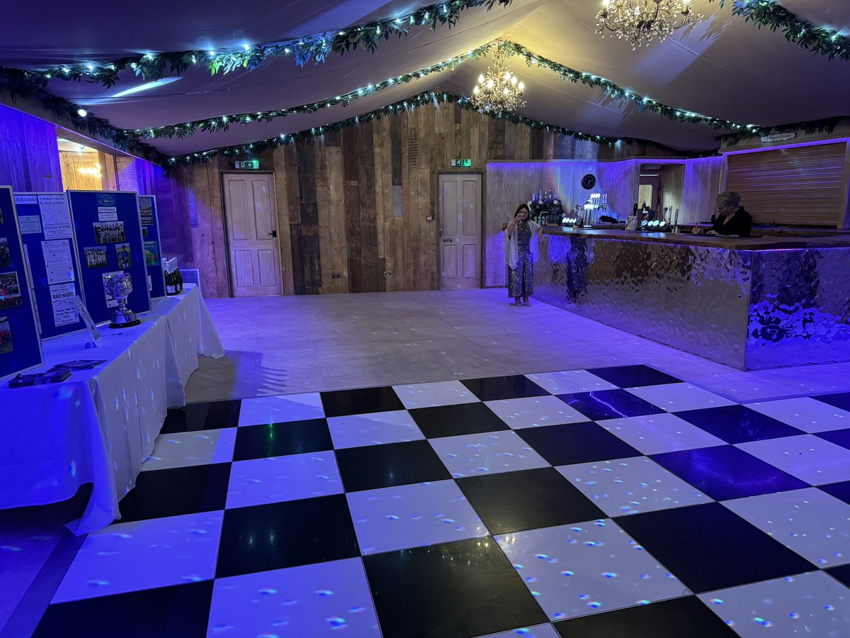 Chearsley CC (@chearsleycc) on Twitter photo All set and ready to go…..
<a href="/ChearsleyCC/">Chearsley CC</a> Annual Cricket Dinner at Notley Tythe Barn. Full house tonight, enjoy. All set and ready to go…..
<a href="/ChearsleyCC/">Chearsley CC</a> Annual Cricket Dinner at Notley Tythe Barn. Full house tonight, enjoy.