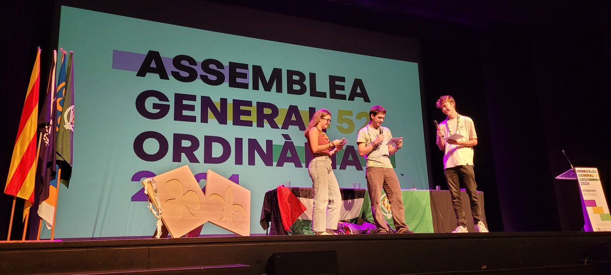 De nou al lloc que no es pot explicar, que cal viure'l, per uns instants. Feliç de veure que la història continua i es celebra! Amb ganes de celebrar els 50 anys d'<a href="/EscoltesCat/">Escoltes Catalans</a> #AGOEC24