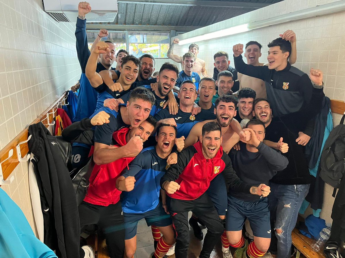 EL MEU CLUB, EL MEU EQUIP💛❤️

Quina VICTÒRIA torderencs! De mèrit fora de casa! 

💪Fornells B 0-2 CFTordera, decidit a la segona part. 
BÈSTIES per seguir mirant amunt🦈

#CFTordera #futbolcat #sempreendavanttordera #Tordera