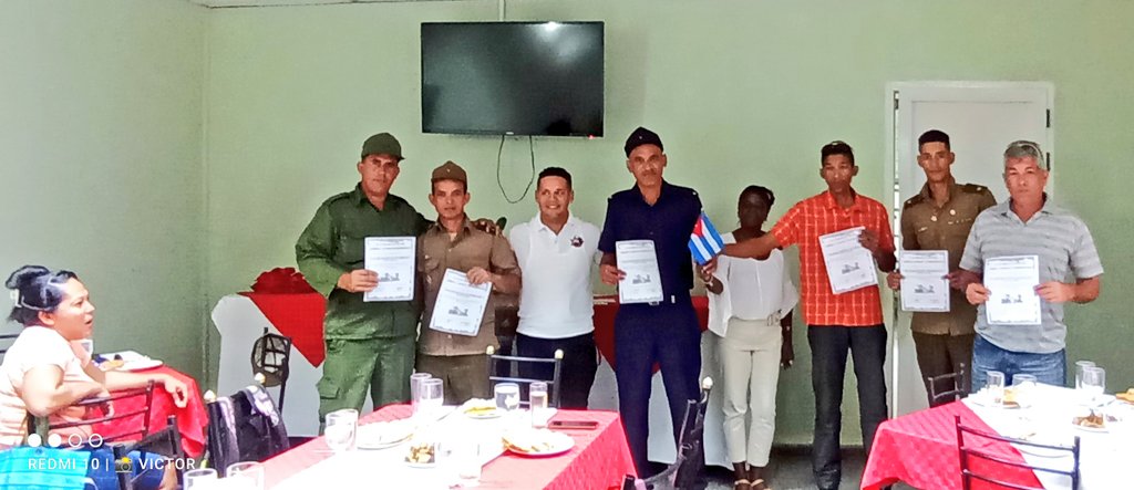 VictorV20545079's tweet photo. Se reconoce,estimula y motiva a los Innovadores de las #FAR y el #SNTCA por el aporte y desarrollo a la economía por el bienestar y solución a la
defensa🛡️,política y desarrollo económico del territorio #Pinero🌲.
Felicidades Innovadores🥳 #InnovarEsCrecer #ANIR @MinfarC #CTC https://t.co/VJTmw1MOnO