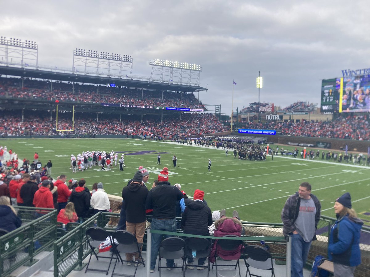 Nicole (Leasure) Hogensen tweet media