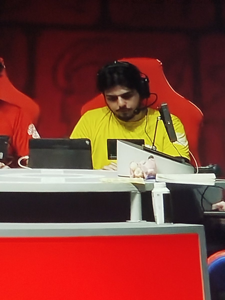 Brasil está com você <a href="/andre_llucasVGC/">[Judge] André Lucas</a> , amassa!!