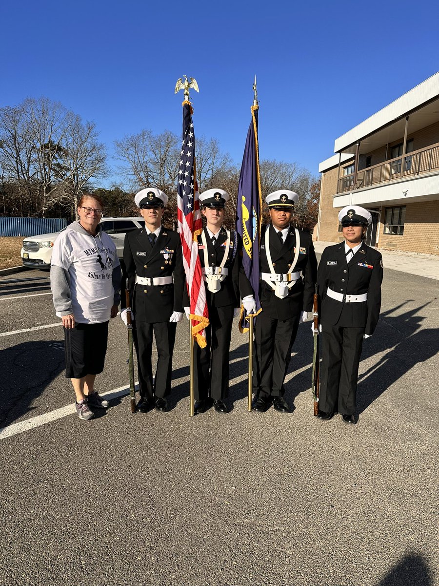 Maureen McLaughlin tweet media