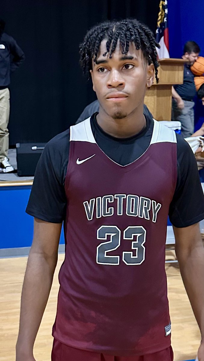 Eric Banks tweet media