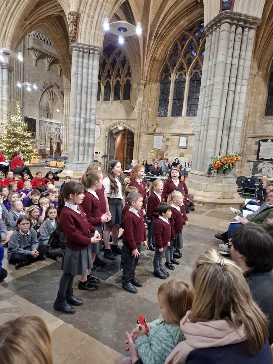 AllSaintsCofE's tweet image. Ah, music," he said, wiping his eyes. "A magic beyond all we do here!"
Professor Albus Dumbledore, Harry Potter and the Philosopher's Stone
Our choir performed this afternoon @ExeterCathedral
#Axminster #EastDevon