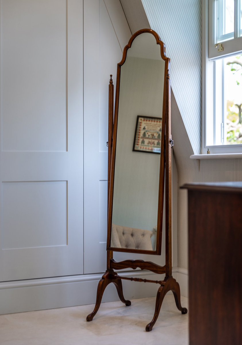 This refined space showcases a bespoke paint colour from Porter Bathroom, perfectly complemented by luxurious marble tiles from <a href="/mandarinstone/">Mandarin Stone</a>.

It’s all about thoughtful choices that create a unique ambience

#bydobuild #dobuild #fineconstruction #CIOB #BIID #TheList #RIBA #ARB