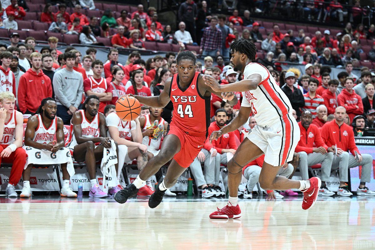 The 'Guins lead Syracuse at half!!! #GoGuins

🐧: 38
🍊: 31