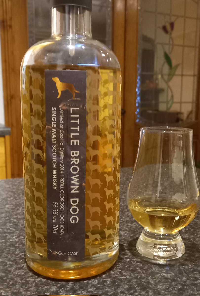 Smoky, peaty as expected from #Islay vanilla, spice, warm jam sticks to the roof of your mouth smooth delish as always, big fan of <a href="/LBDspirits/">Little Brown Dog Spirits</a> 56.3%#whisky #dram #Aberdeen cheers #Drammers out there 🤤🥃🏴󠁧󠁢󠁳󠁣󠁴󠁿