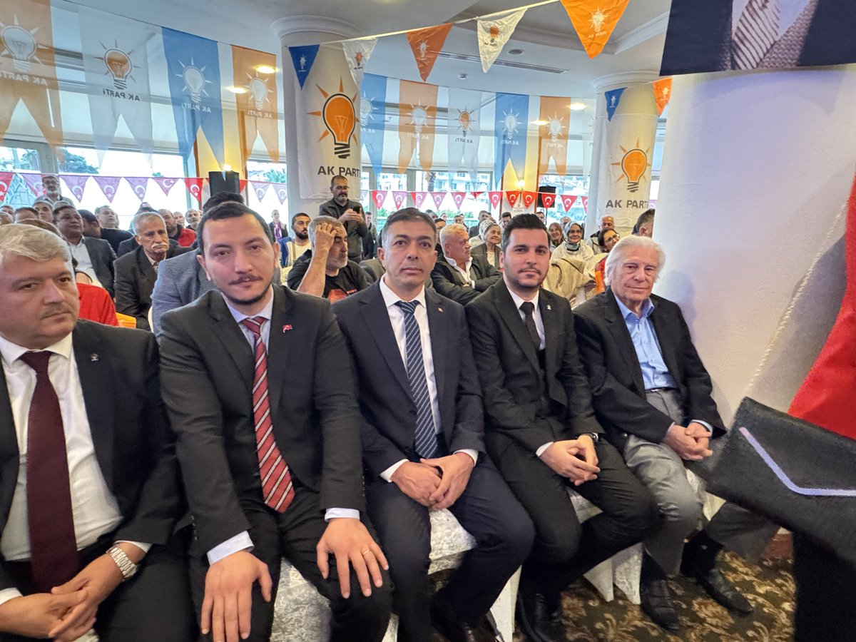 MuglaAKGenclik's tweet photo. İl Başkanımız Av. Ceylan Koca ve Yönetim Kurulu üyelerimizle birlikte İçişleri Bakanımız Sn. Ali Yerlikaya’nın teşrifleriyle Marmaris İlçe Kongremizi gerçekleştirdik. Kongremiz hayırlara vesile olsun. Göreve gelen Muzaffer Aravi Başkanımız ve yönetimine başarılar diliyoruz. https://t.co/i7E6oy6Vqh