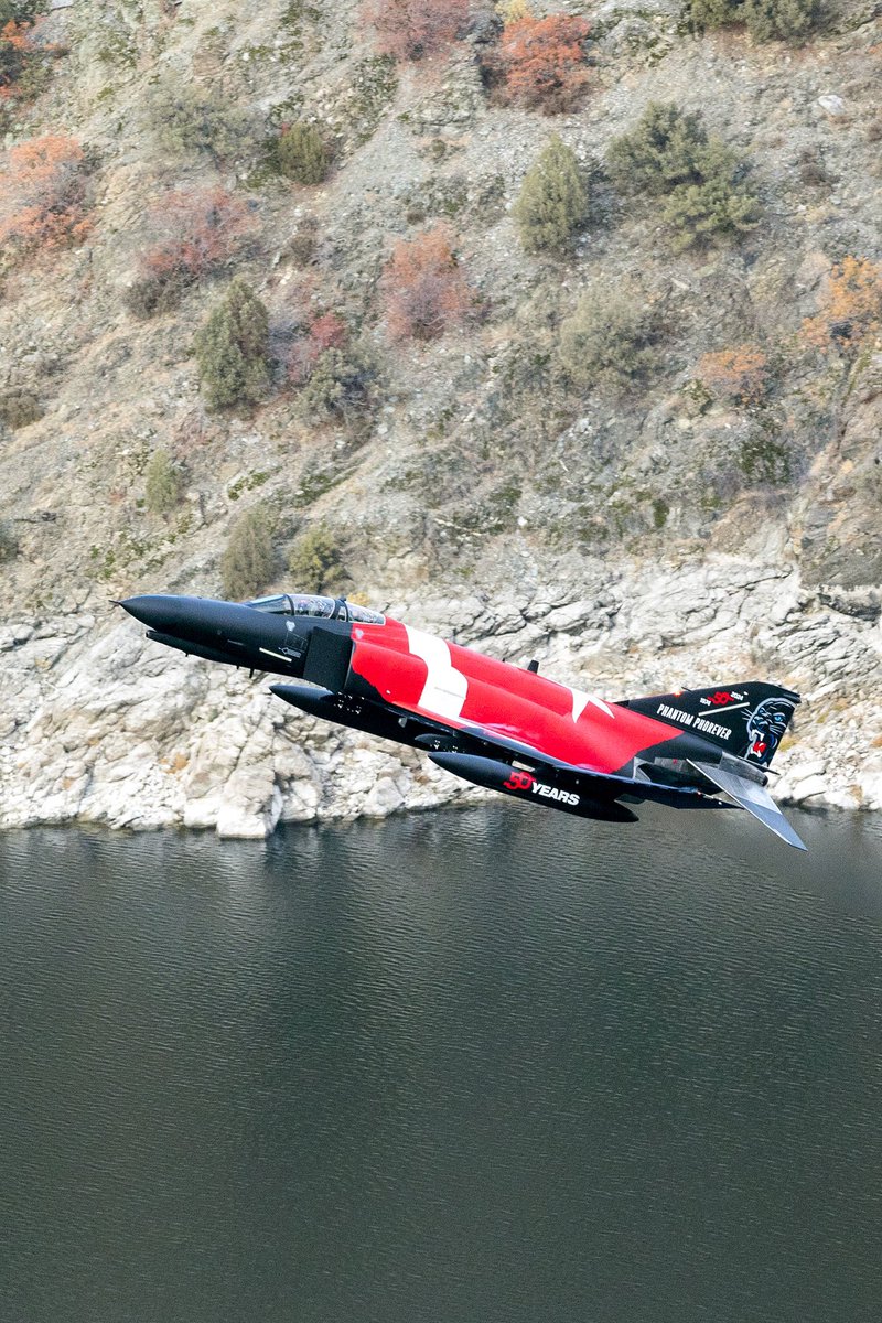 mcelebinet's tweet image. Gökyüzünün Efsanesi
F-4E Phantom’un Türk Hava Kuvvetleri’ndeki 50 Yılı!

#TurkishPhantom 
#F4E #F4ePhantom