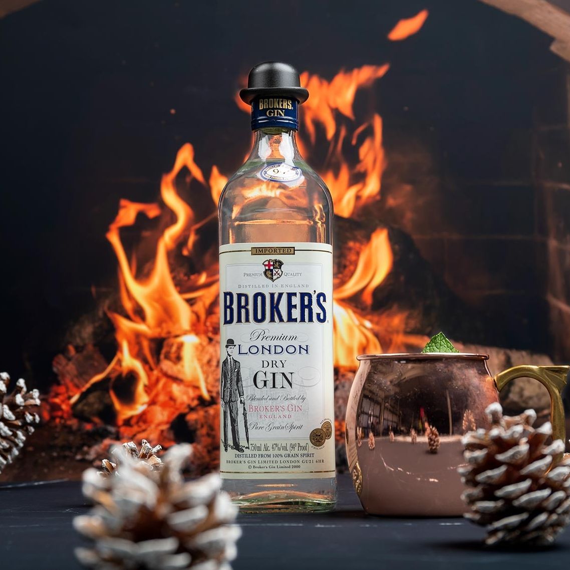 Vodka is fine, but it's gin for the win. #LondonMule #BrokersGin