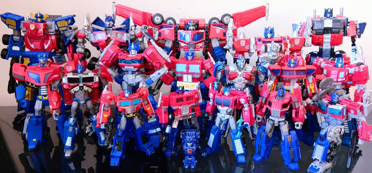 Bot_Shots's tweet photo. Day 6, 40 Years of Optimus Prime #sevendaysofprime https://t.co/2Pj9RFTr6e