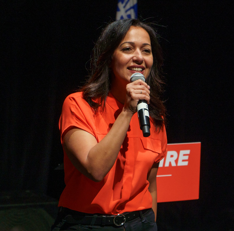 Félicitations à toi <a href="/RubaGhazalQS/">Ruba Ghazal</a>! Élue ce soir par les solidaires, ton élection comme porte-parole représente l’espoir d’un nouveau souffle pour notre parti, pour pouvoir propulser encore plus loin notre projet solidaire.