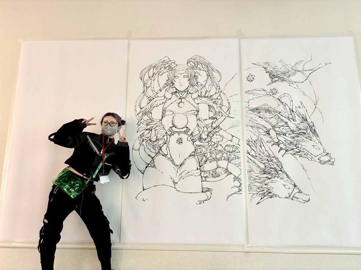 JAPAN CULTURE FESTIVALの会場でライブドローイングしていたSHINN UCHIDAさん✨✨ YouTubeのショートでよく流れて来ていて「すっごいなぁ…デッサン力、デザイン力、スピード、どれもとんでもない…!」と常々思っていました。
実物が見られて嬉しい✨✨
今日も会場で描いてらっしゃいますよー!! 
