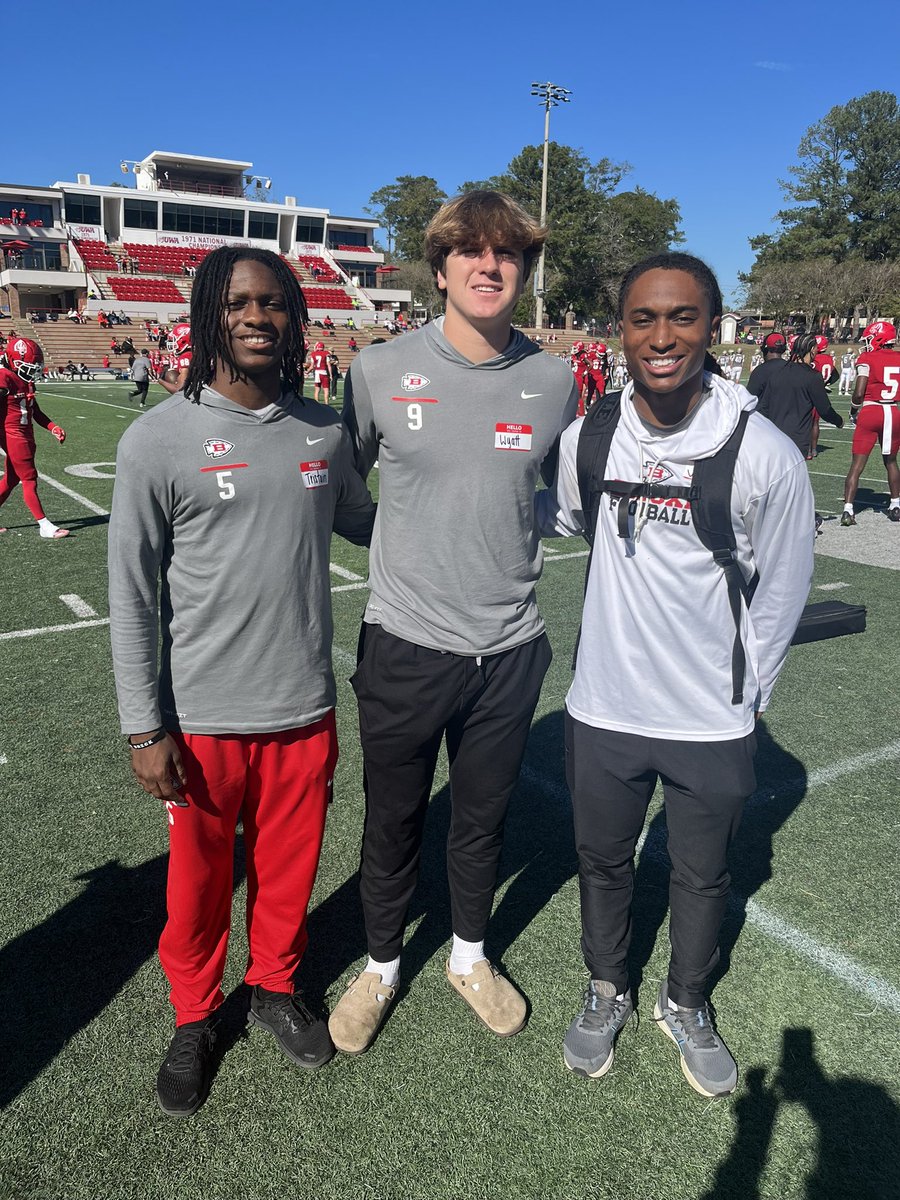PyronWyatt's tweet image. Really enjoyed being at @uwa_football for the game today. Great coaching staff and players. 
@T5IVVVEEE @Jalen_Anderson_ @tuckermelton5 @JameyDubose @bgillilandUWA @cfelus @LamontSeward @BiloxiFB @BiloxiAthletics