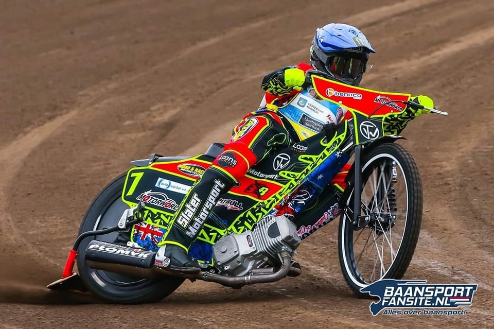Last night @ Pinjar Park, 16 year old Mitch McDiarmid became the youngest ever winner of the WA State Title. Luke won 4 of his qualifying heats &amp; was excluded for touching the tapes in his final heat but recovered to take the Title from Luke Killeen &amp; Jacob Hook in the Final.