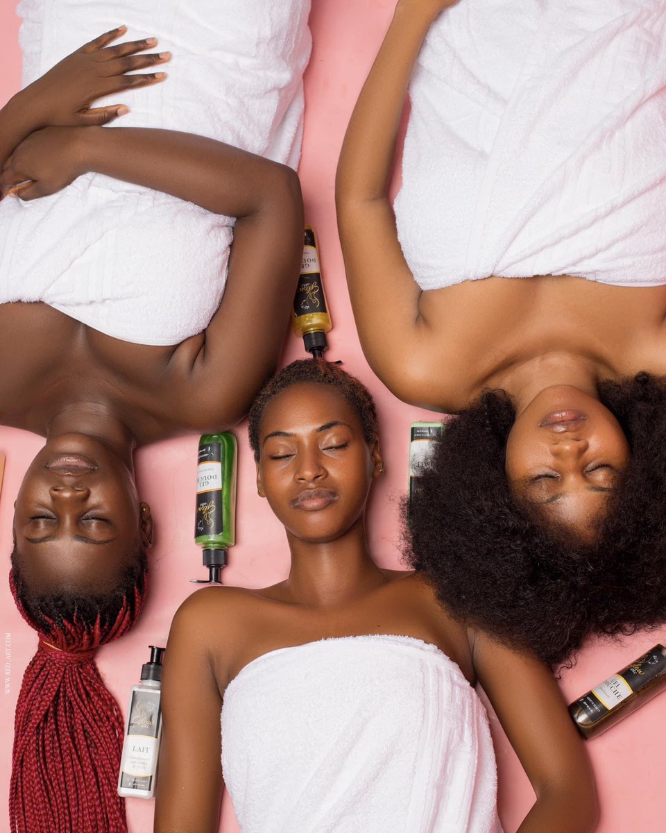 Helllo ! Nous vous proposons les meilleures gammes de produits pour tous types de peaux ❕💯 0171895174 Wathsapp