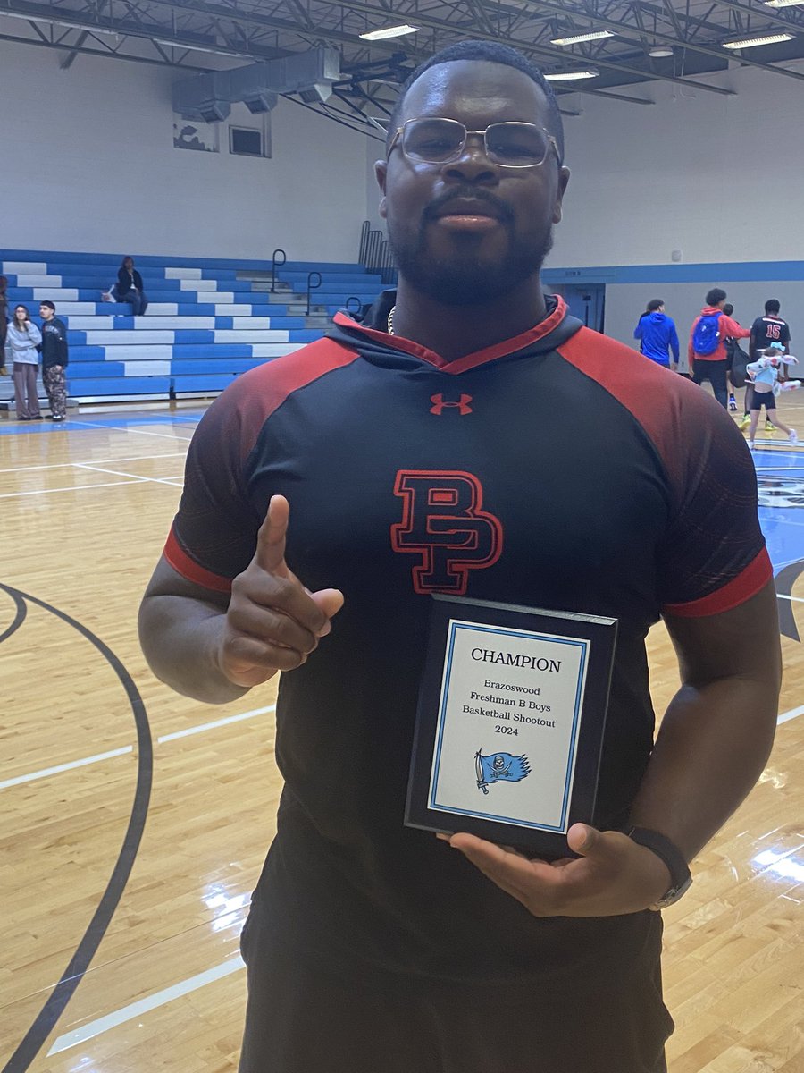 Undefeated tournament champs!! Our Freshmen played extremely well today and brought home the gold! 

#Family #AnchorDown