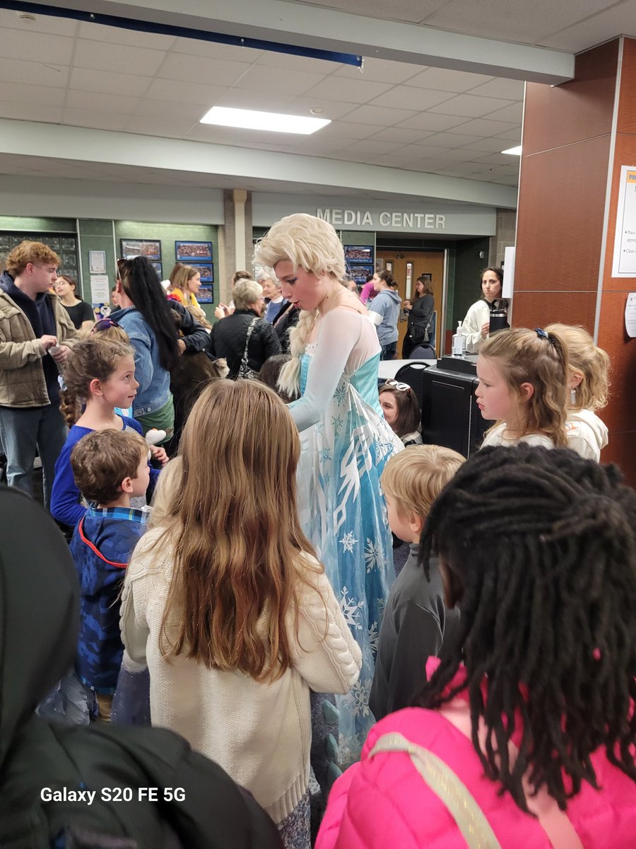 If you haven't seen Frozen Jr. make sure to catch their final show tomorrow. The cast, crew and production team is Amazing! Thank you to all of the staff who have worked hard to make this show possible.

<a href="/AHogestyn/">Alexa Hogestyn, EdD</a> <a href="/WestIrPA/">West Irondequoit Performing Arts</a> <a href="/WestIrondequoit/">West Irondequoit CSD</a>